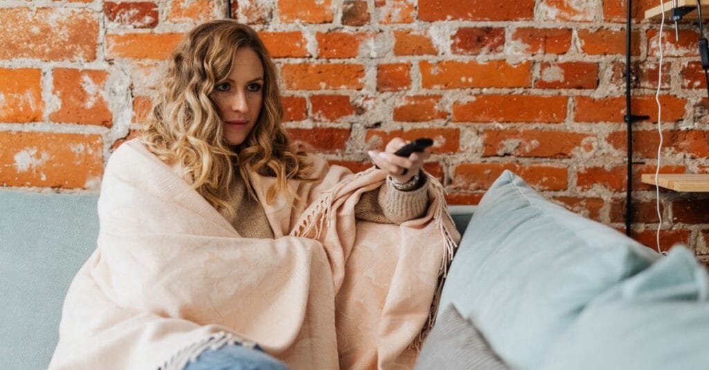 A relaxing night in under a warm blanket