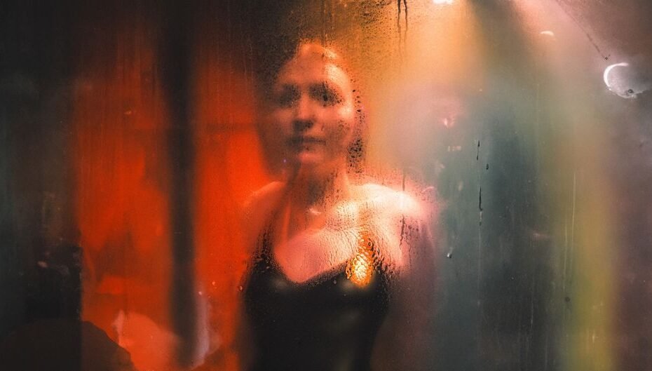 Relaxing steamy shower with aromatherapy steam and soft light